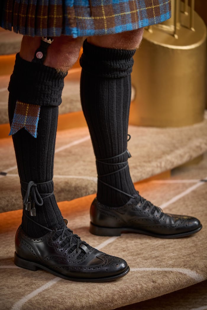 A choice of Hose (socks) from image